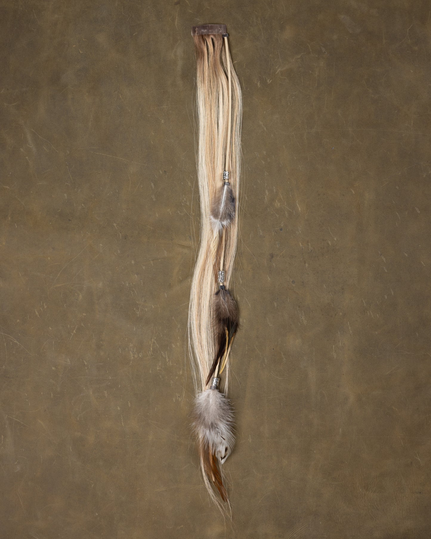 Silver Bead Feather Chain - Charolais