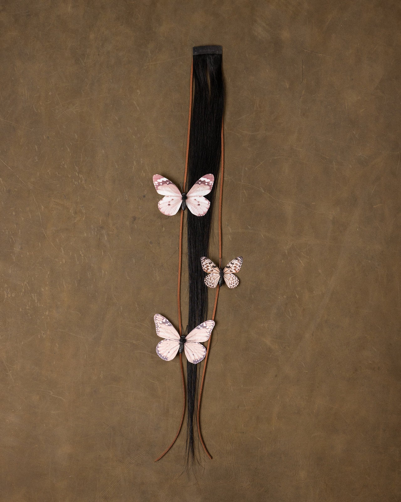 Butterfly Chain Blush Pink - Black Stone