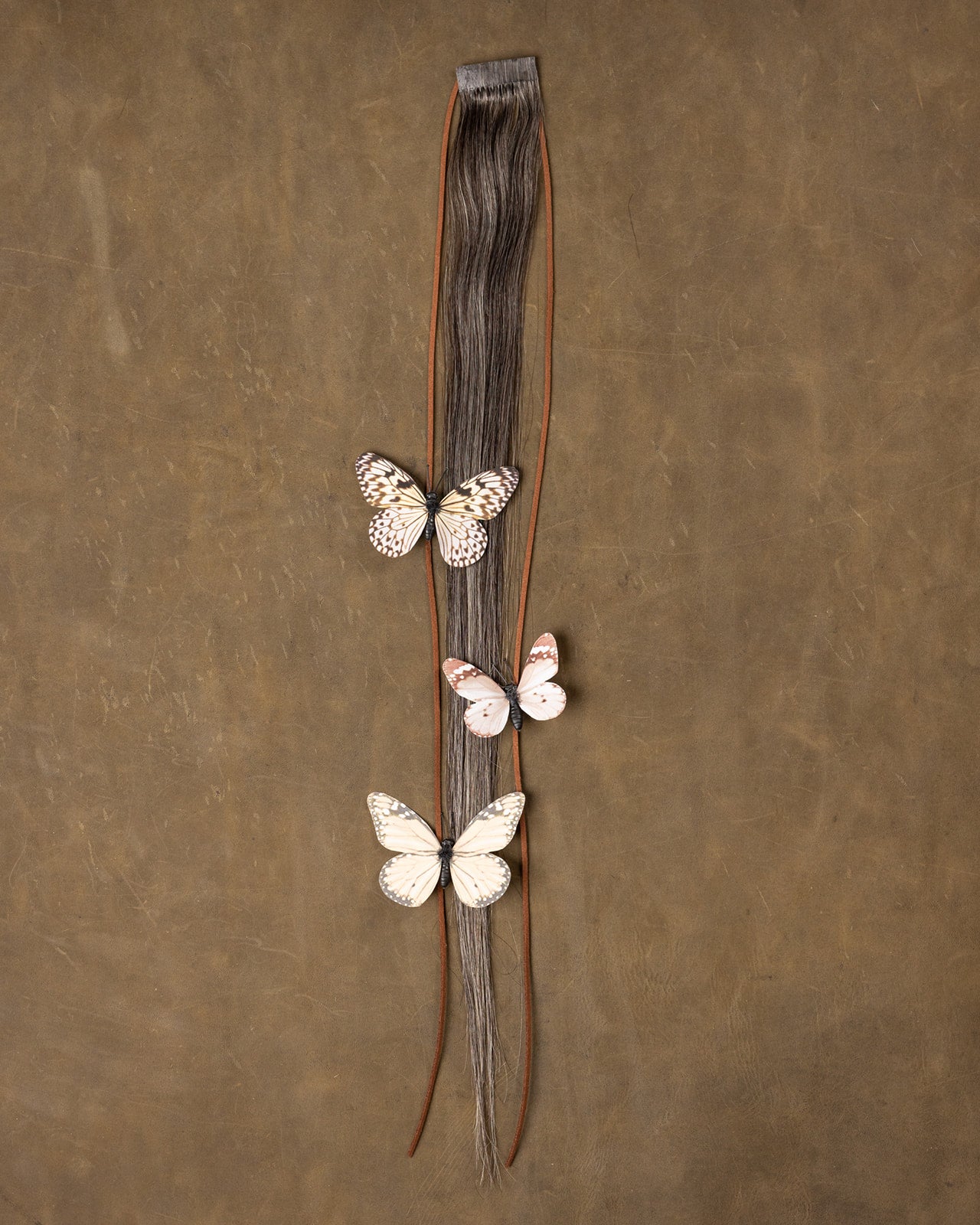 Butterfly Chain Neutral White - Salt & Pepper