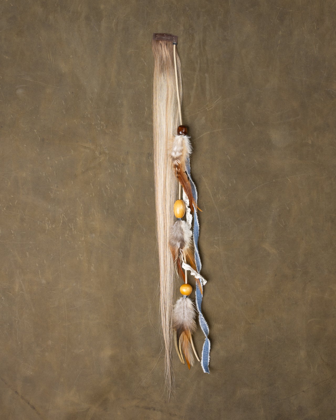 Denim & Lace Feather Chain - Charolais