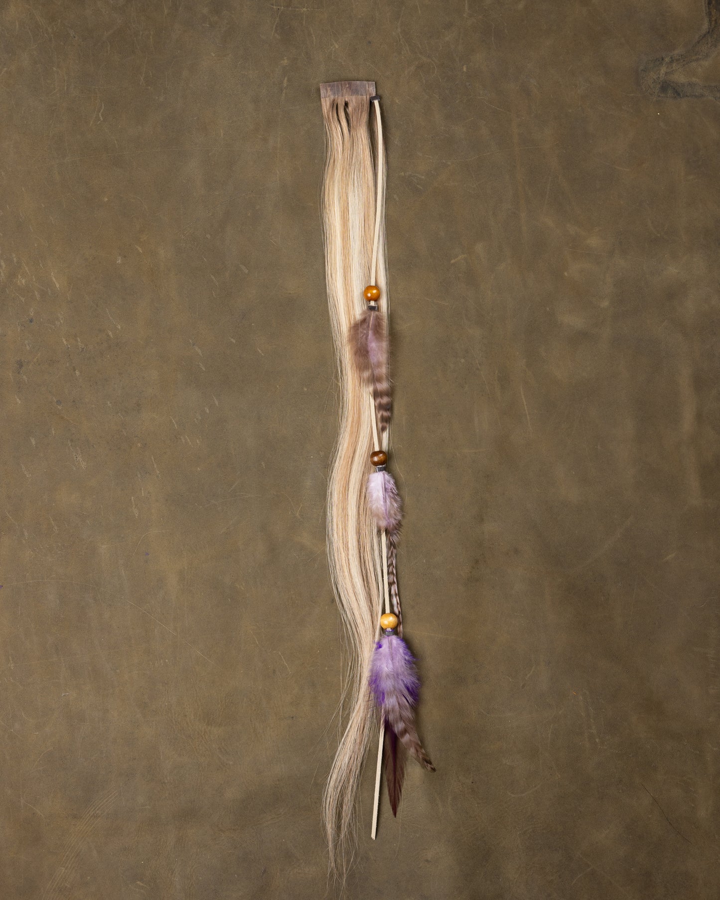 Purple Feather Chain - Charolais