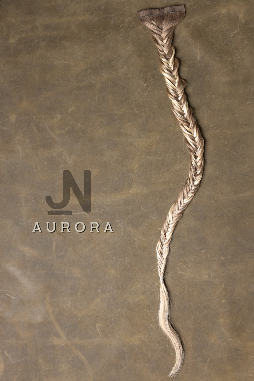 Tail - Aurora